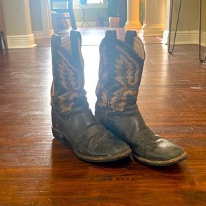 ⚡️Ariat work boots size 6B⚡️